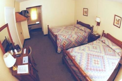 Parkway Inn Уэйнсвилл Номер фото